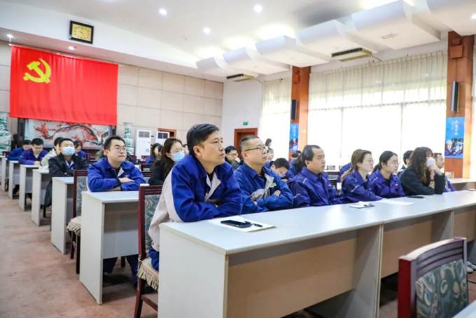 凝心聚力，同心篤行——安彩高科舉辦企業(yè)文化專題培訓(xùn)